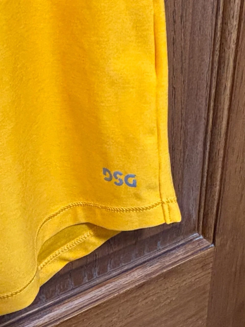 DSG Girls Movement Tee in Gold Heather. Sz L. NWT